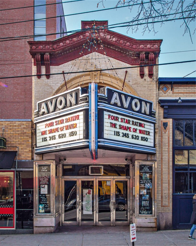 Avon Cinema (1938), Thayer Street, Providence, Rhode Island
