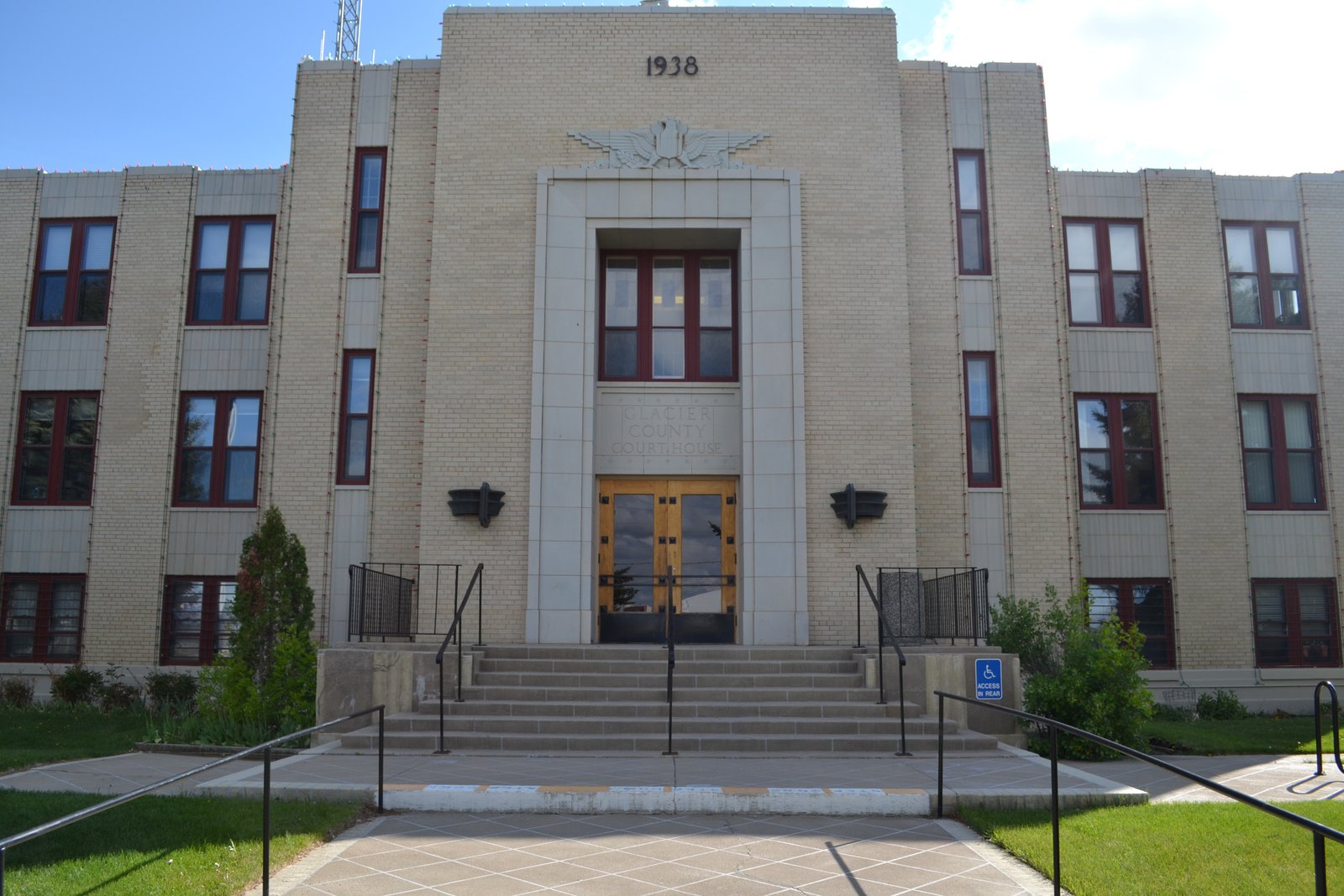 Glacier County Courthouse in Cut Bank Montana, PWA Moderne style 1938-1939
