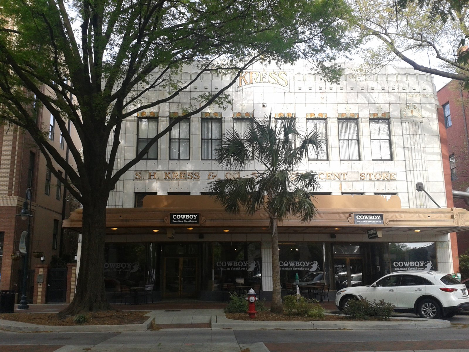 Kress Building Columbia South Carolina 1934 Art Deco white terra cotta Main Street S.H. Kress