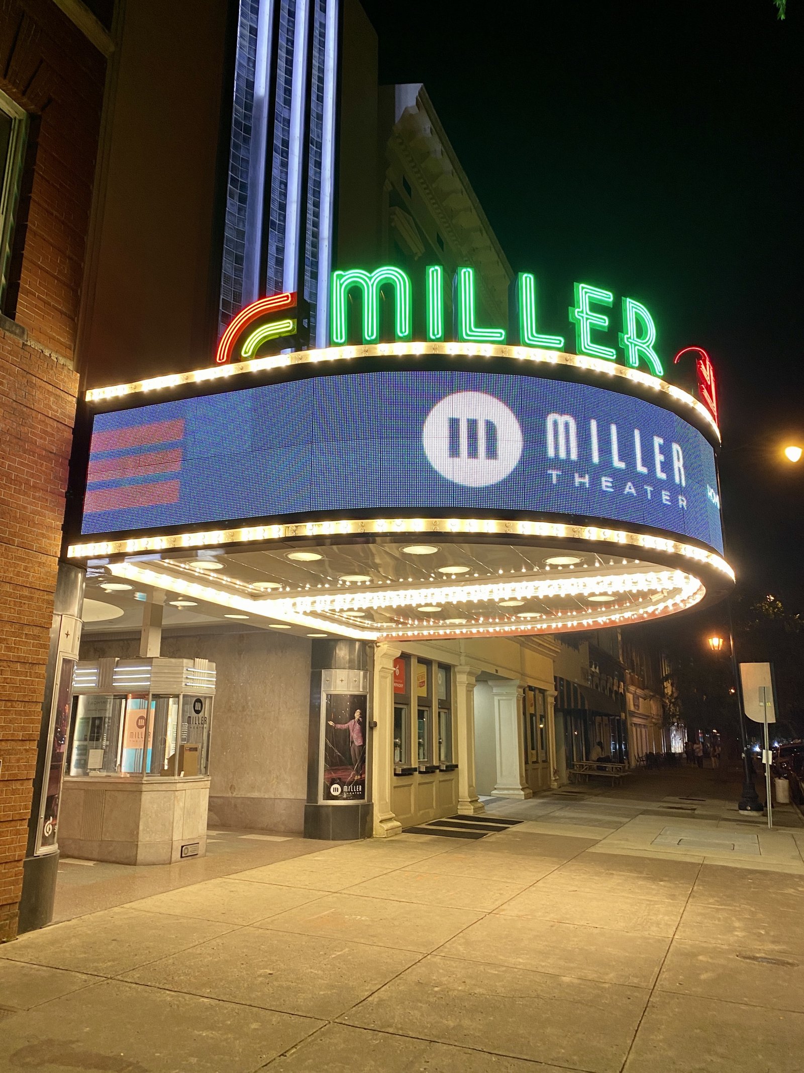 Miller Theater (1940), Art Moderne marquee and facade on Broad Street, Augusta, Georgia.