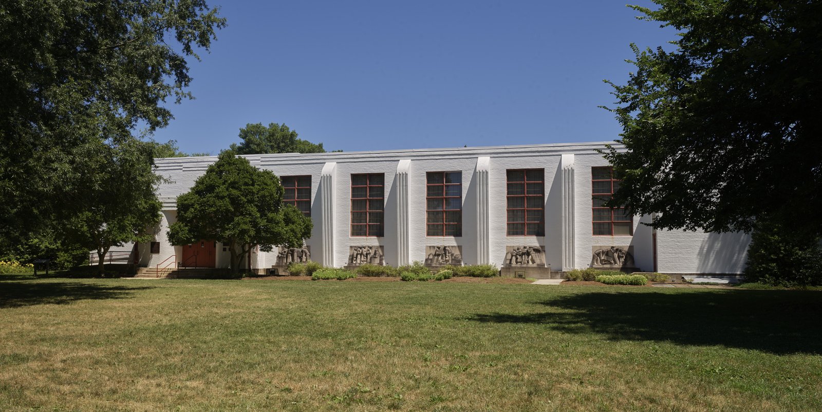 Greenbelt Community Center (1937), Art Deco Streamline Moderne building at Roosevelt Center in Greenbelt, Maryland, part of the New Deal planned community established by the Resettlement Administration, National Historic Landmark.